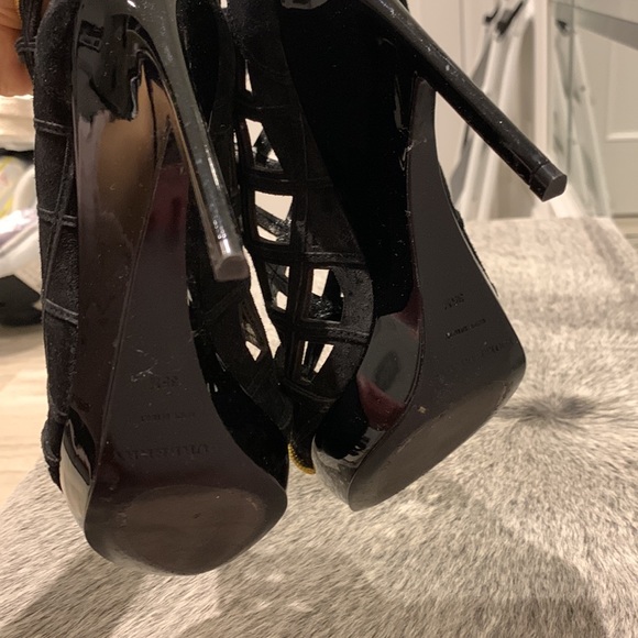 Mint condition BURBERRY Edenside Heels - Picture 9 of 11